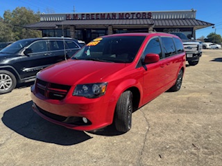 2015 Dodge Grand Caravan R/T's photo