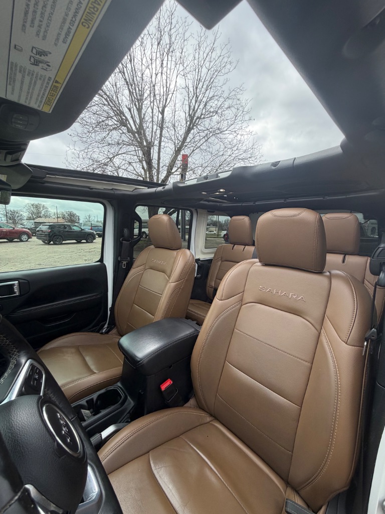 2020 Jeep Wrangler Unlimited Sahara - Photo 9