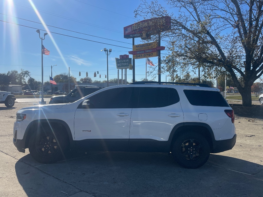 2021 GMC Acadia AT4's photo